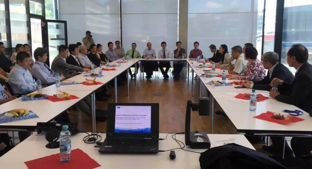 第二届中欧创新与职业发展论坛 2019(图5) 第二届中欧创新与职业发展论坛 2019(图5)