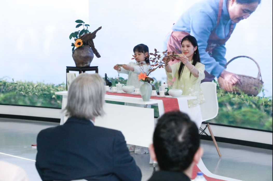 “Foreign Talents in Shanghai ”Salon Opening Ceremony 2021 Held(图8) “Foreign Talents in Shanghai ”Salon Opening Ceremony 2021 Held(图8)